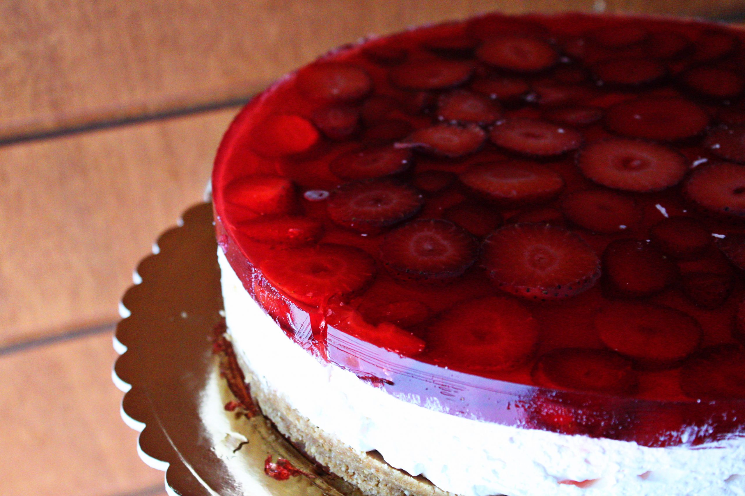 Strawberries cheese cake